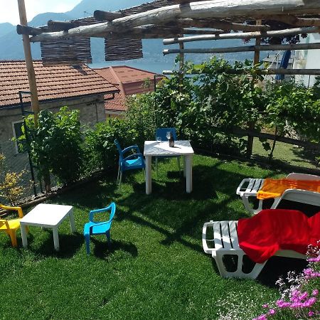La Pergola Apartment Bellano Exterior photo